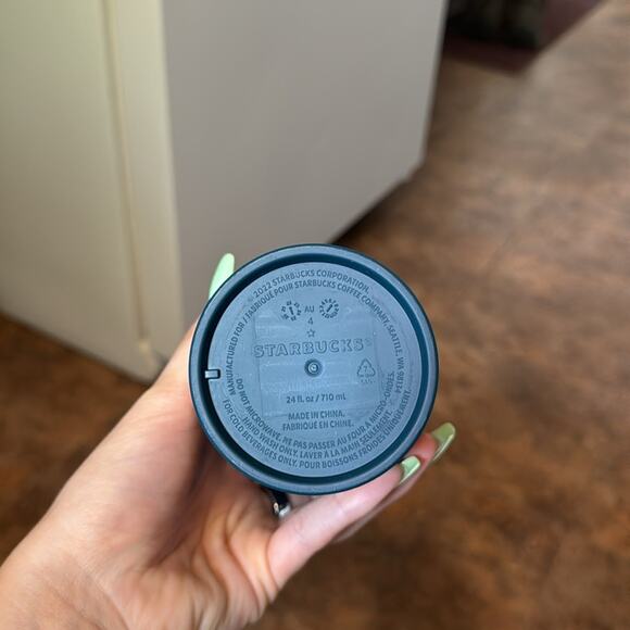 Starbucks 2022 Matte Navy Blue Grind 24 oz tumbler - Picture 2 of 7